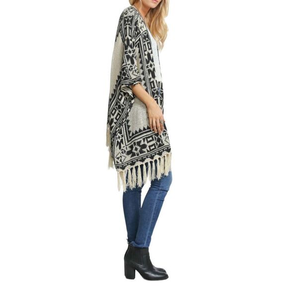 Flying Tomato Western Boho Poncho Sweater with Fringe Size Small/Medium - Picture 11 of 12